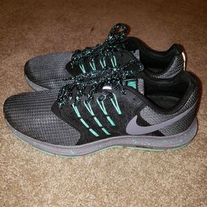 Nike Run Swift Special Edition